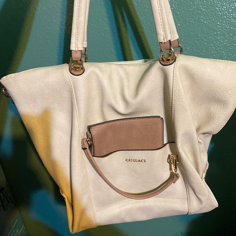 Gussaci large cream handbag.
